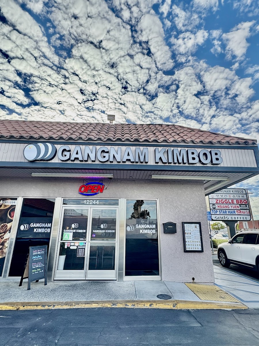 Gangnam Kimbob (강남 김밥)